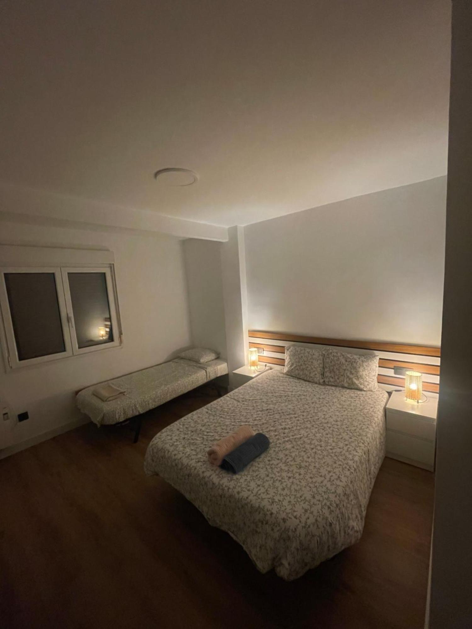 Cozy Apartment 6' From San Sebastian + Parking Usurbil Exterior photo